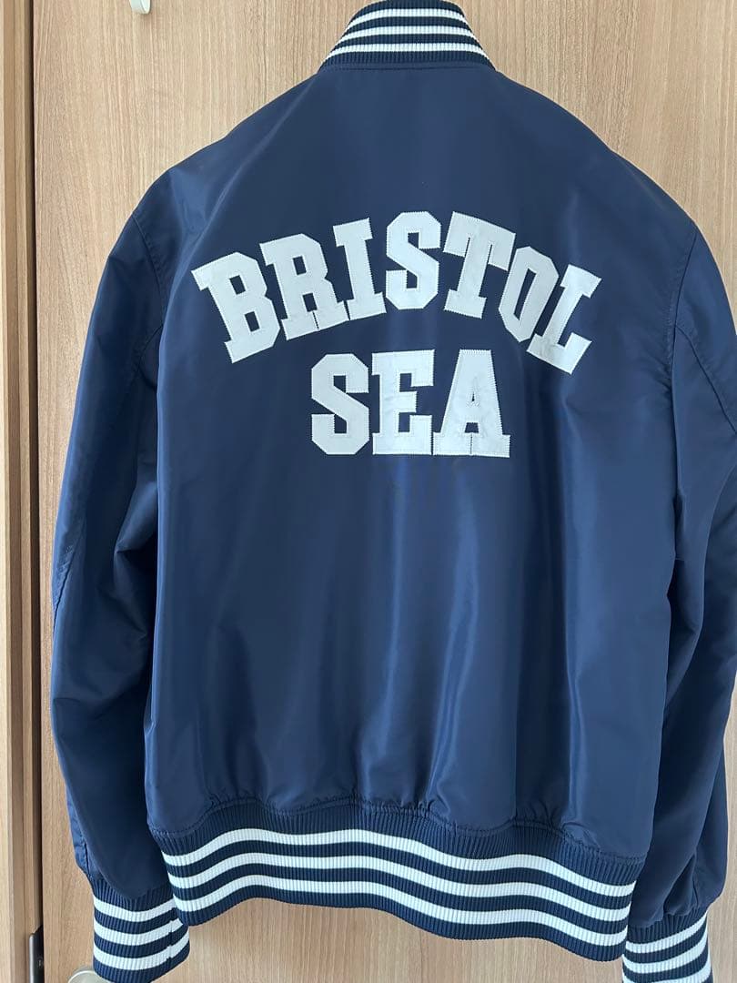 FCRB × WIND AND SEA ウィンダンシー　スタジャン　Lサイズ