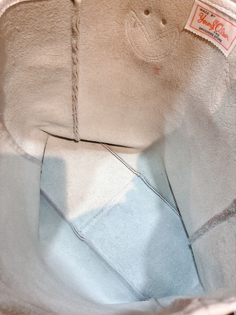 【美品】YOUNG&OLSEN エンボスドレザートート　M オフホワイト