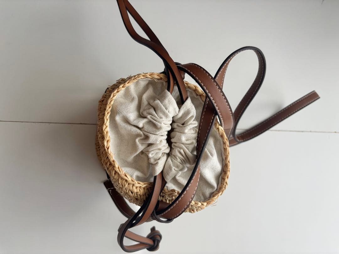 ロエベ　ノベルティ　カゴバック　ラフィアショルダーバッグ