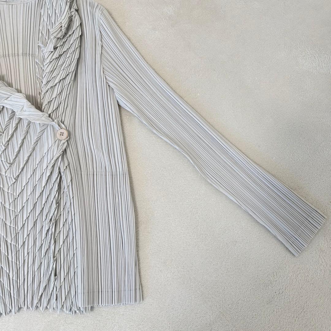 極美品✨ISSEY MIYAKE プリーツ　立体　変形　ジャケット　ライトグレー