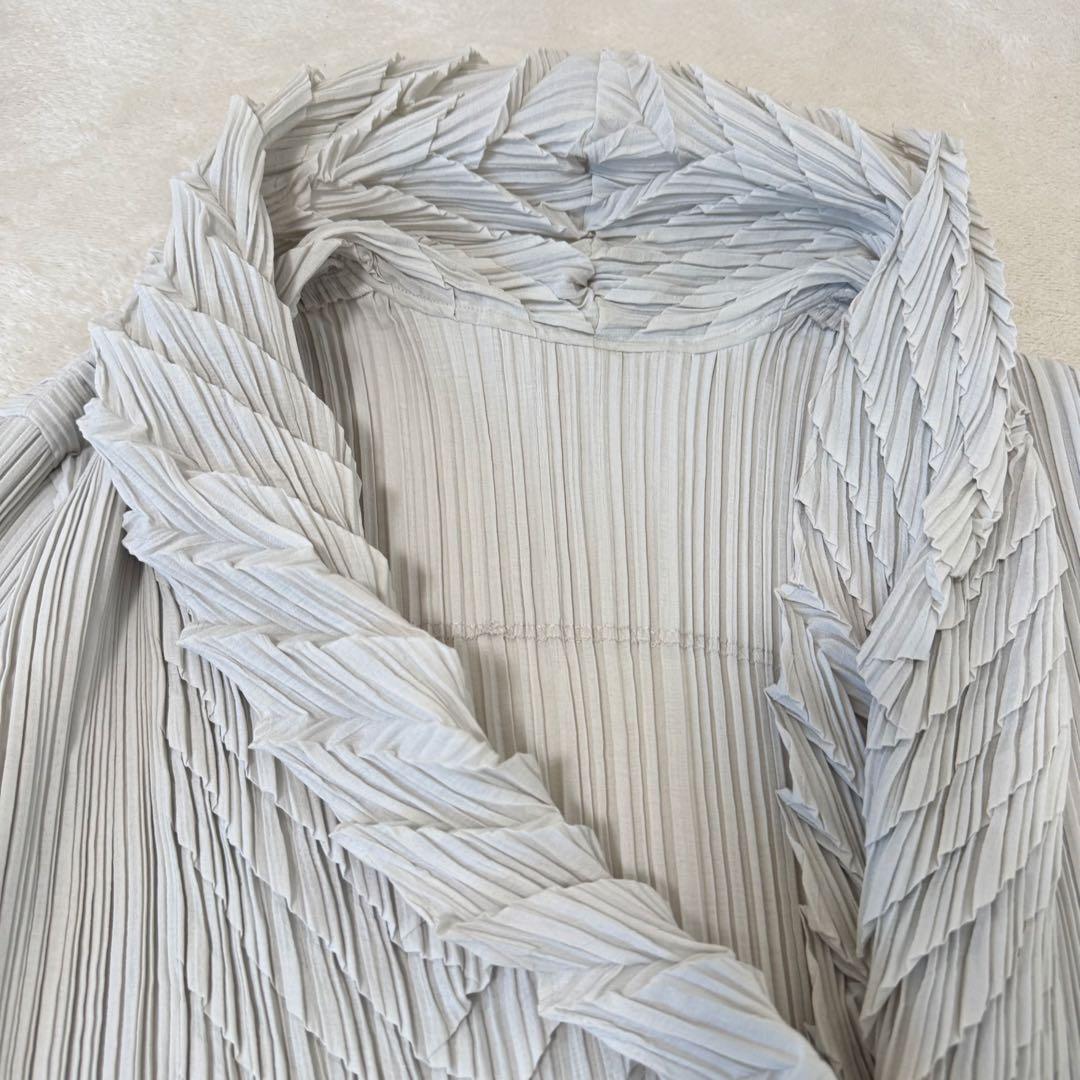 極美品✨ISSEY MIYAKE プリーツ　立体　変形　ジャケット　ライトグレー