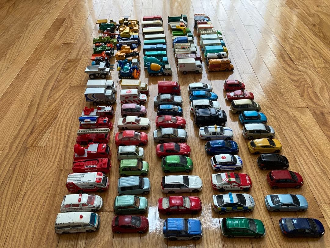 トミカ100台セット 多種多様 1台あたり100円以下！