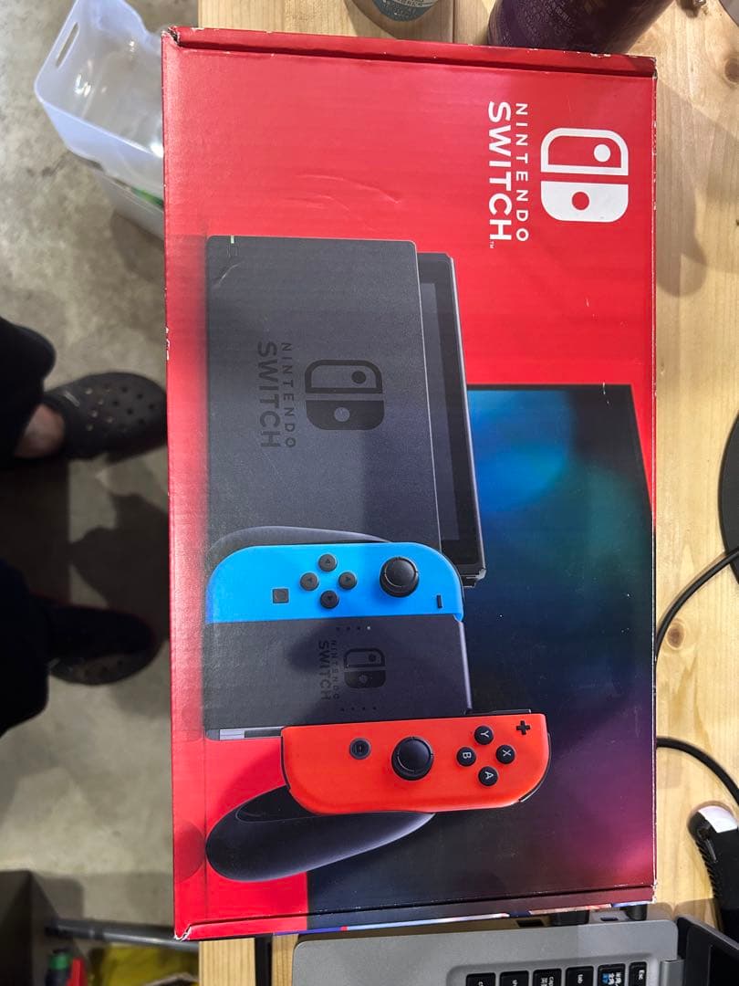 Nintendo Switch 本体 ピカチュウコントローラー付き