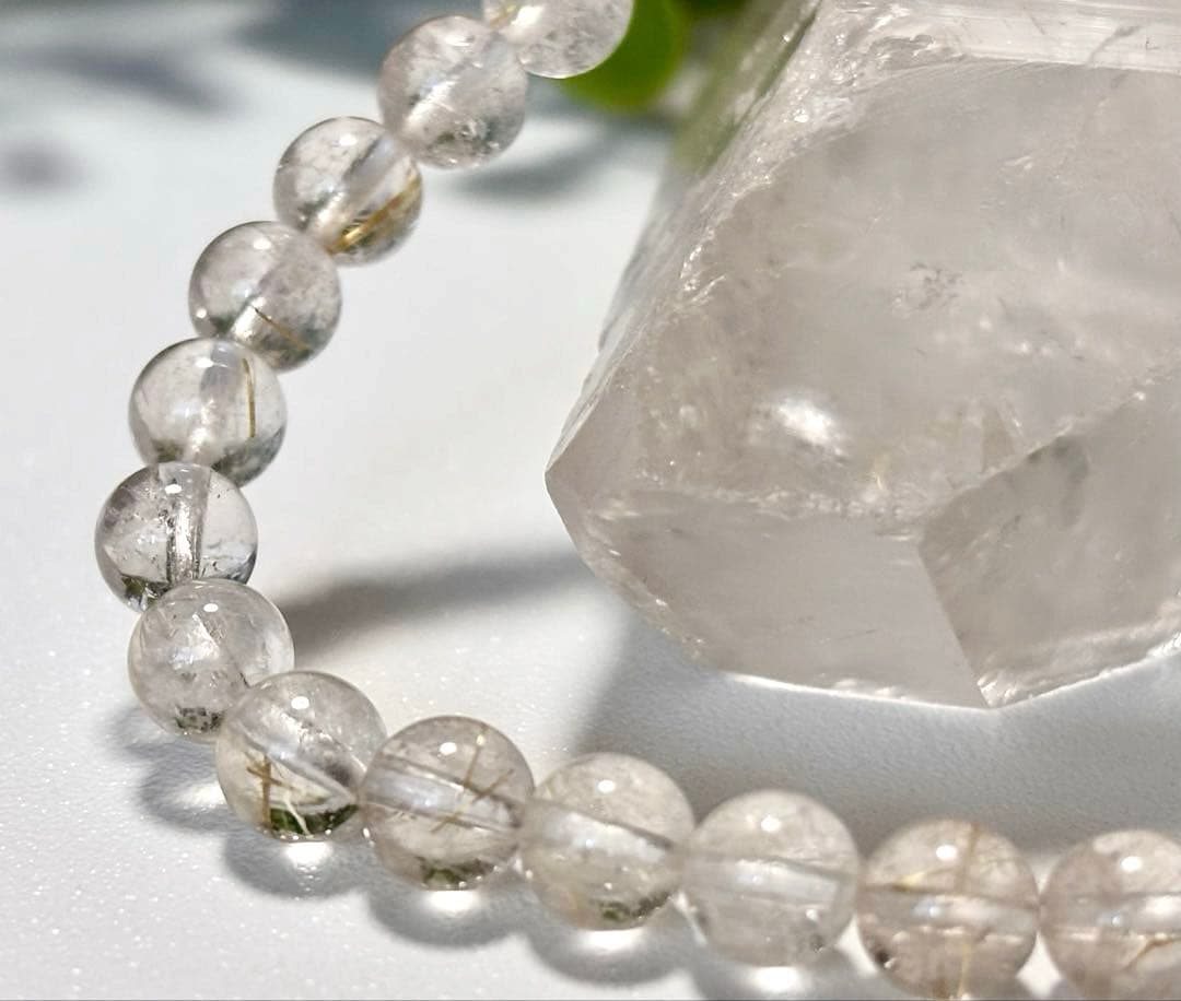 感謝特価　究極品質　超希少幻の銘石　幻の山梨乙女鉱山産ゴールドルチルクォーツ