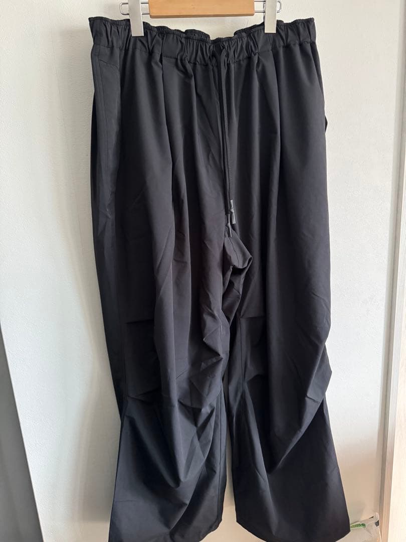 新品！S.F.C PARACHUTE PANTS