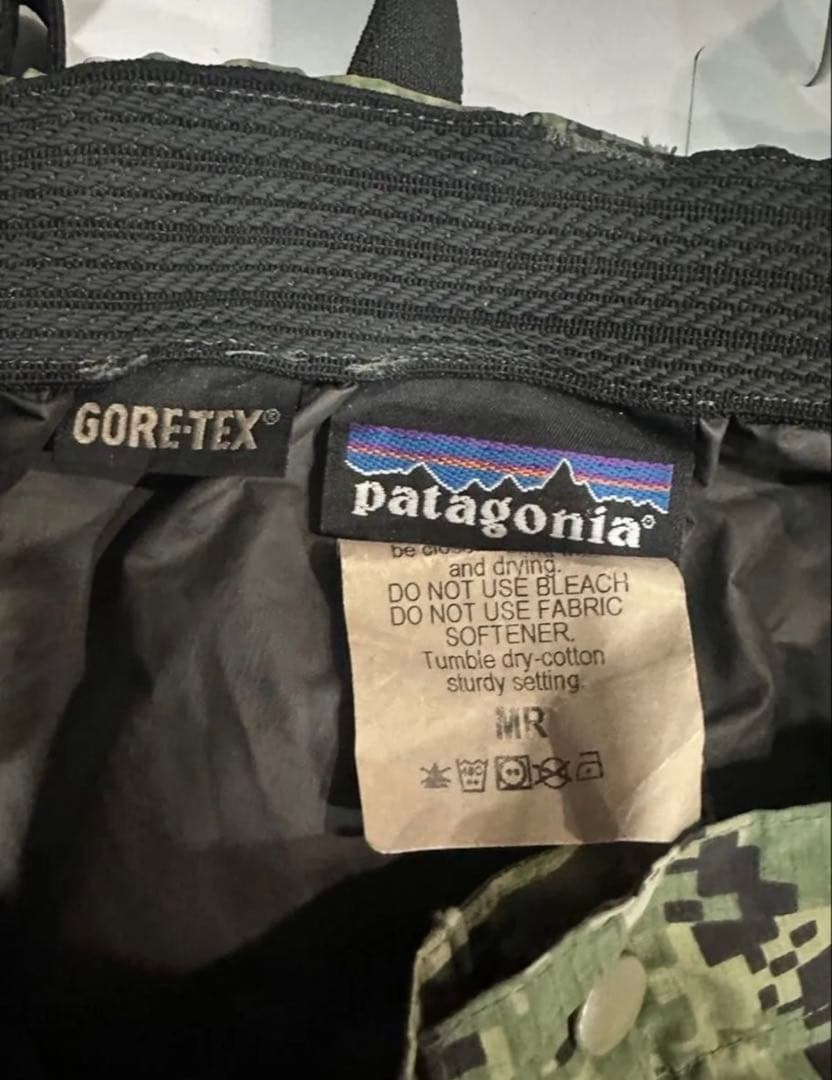 パタゴニア Level6 AOR2 ゴアテックスMR MARS迷彩 デジカモ