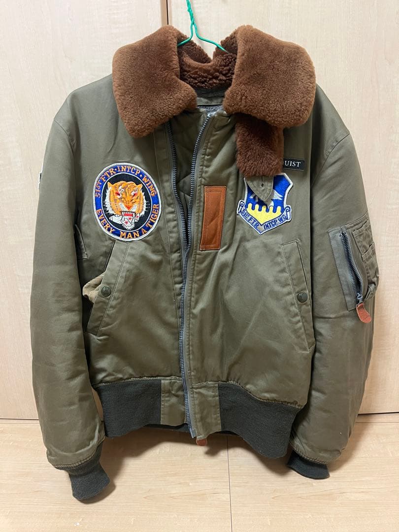 新*生様 バズリクソンズ　フライトジャケット　B-15B 40