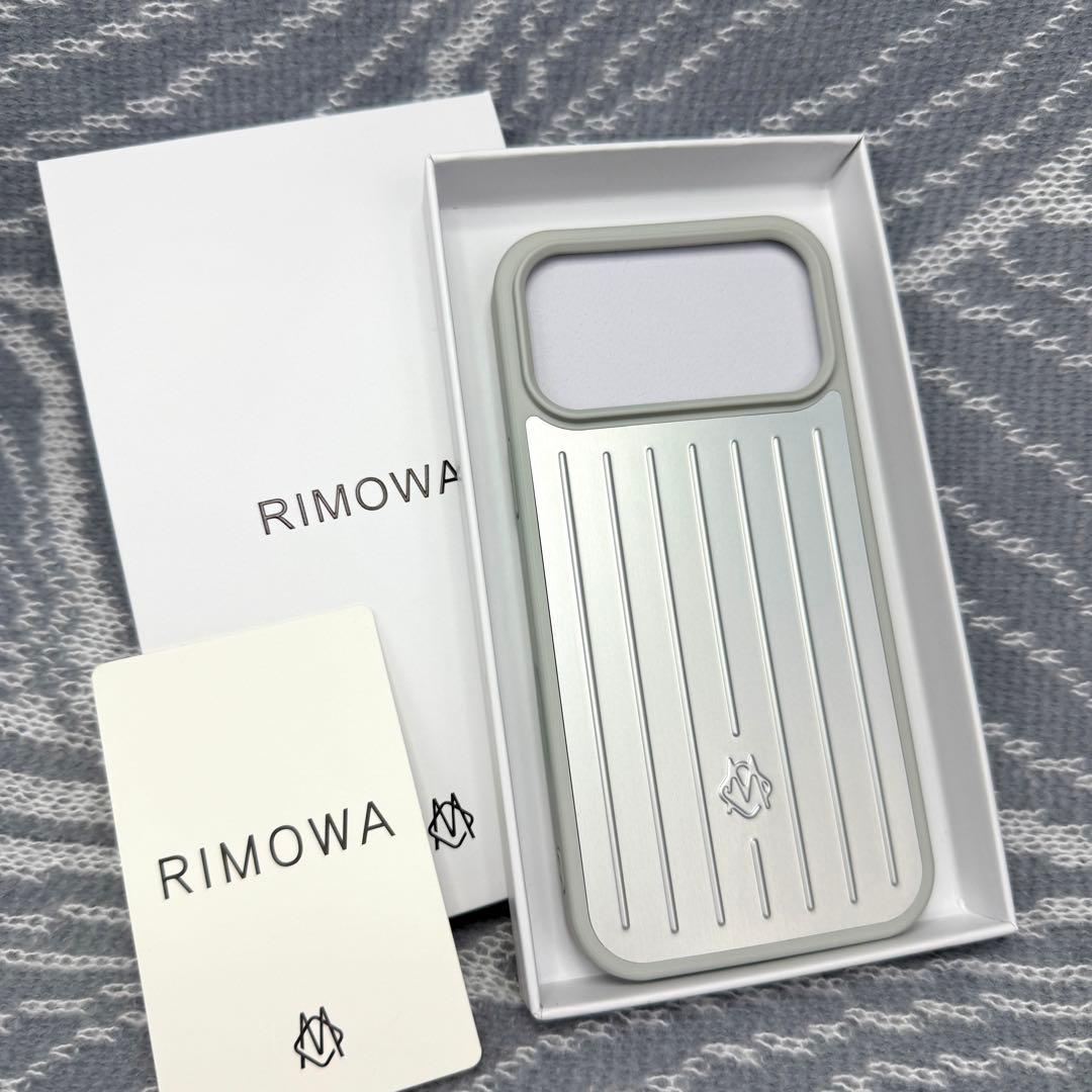 新品/未使用 RIMOWA リモワ iPhone17promxs ケースシルバー