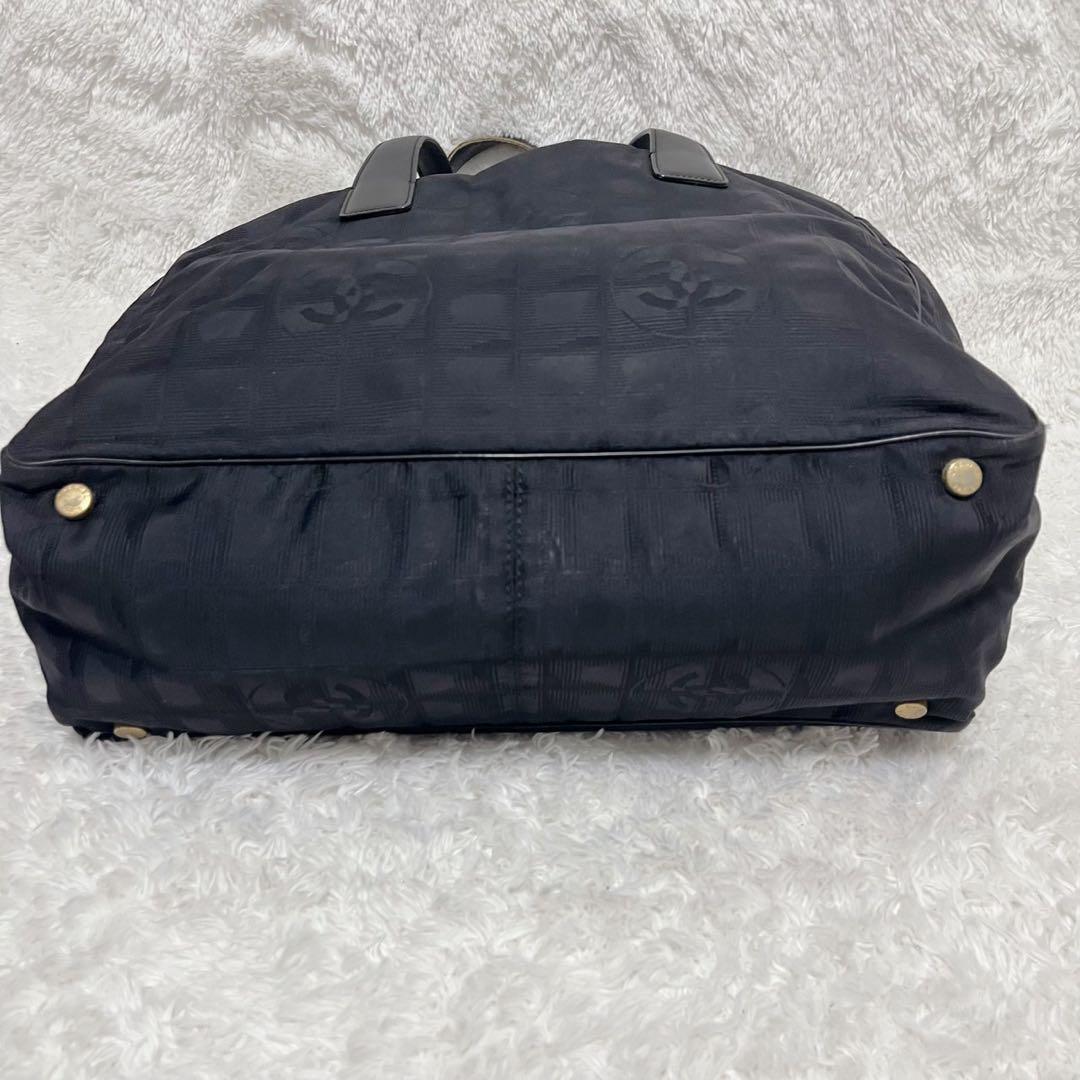 シャネル ニュートラベルライン トートMM 黒 ココマーク