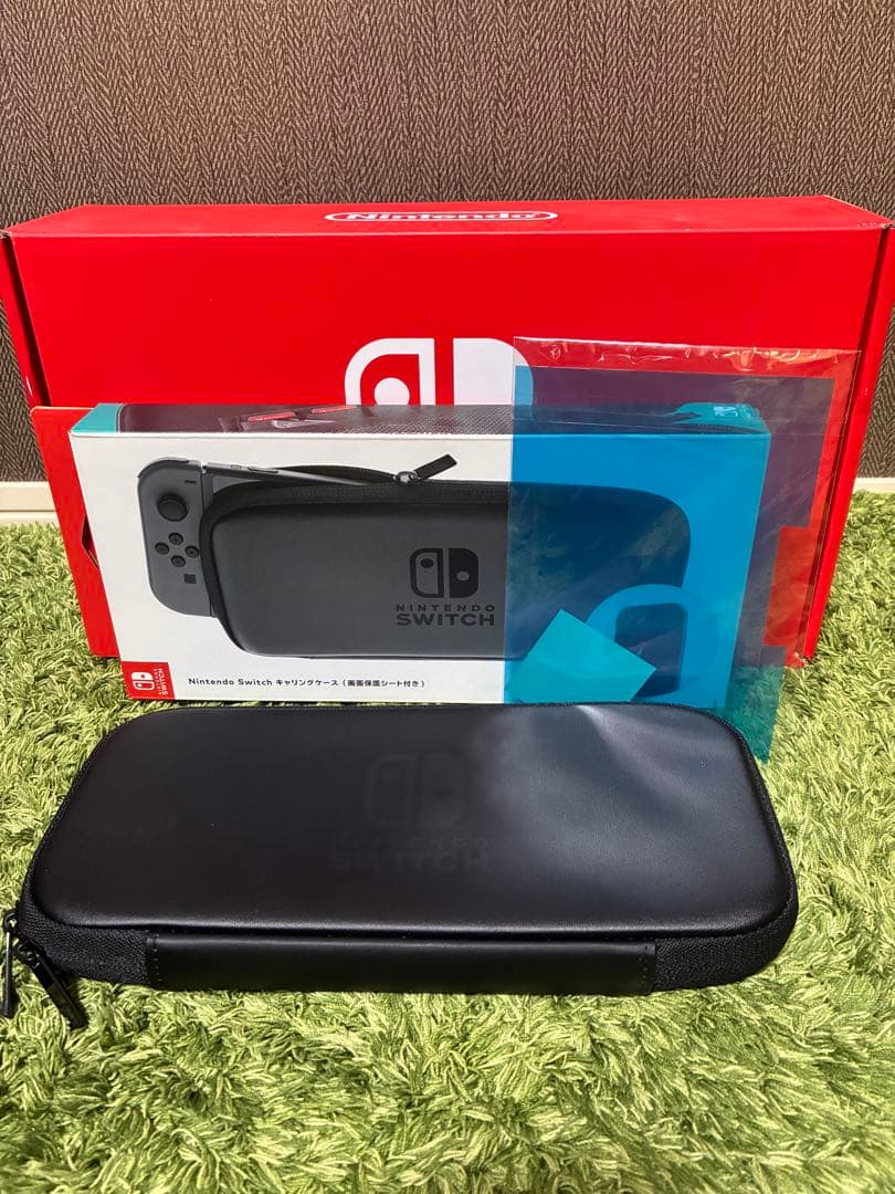 Nintendo Switch 赤/青 本体 + ケース　他付属2点