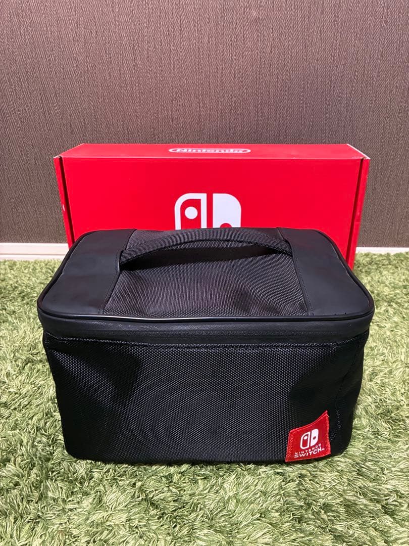 Nintendo Switch 赤/青 本体 + ケース　他付属2点