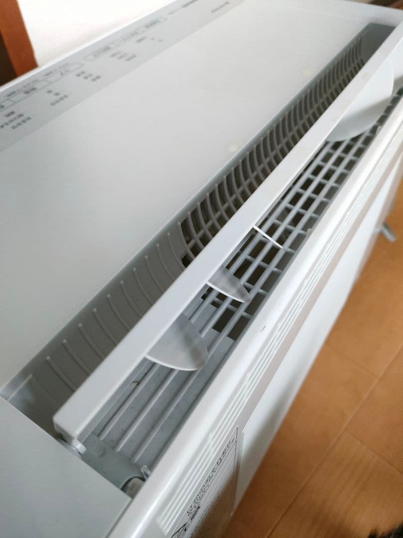 美品 Panasonic F-YHTX90 除湿機 ナノイーX搭載