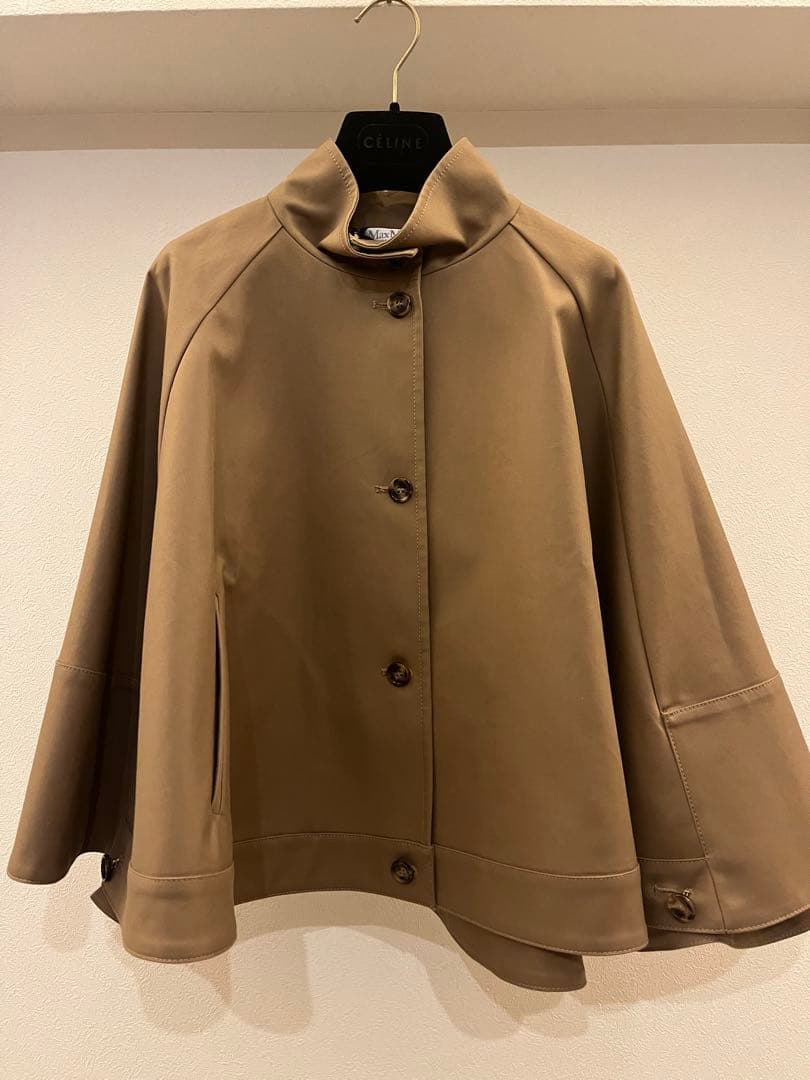 新品タグ付⭐︎今期MAXMARAマックスマーラ ケープトレンチ 滝沢眞紀子