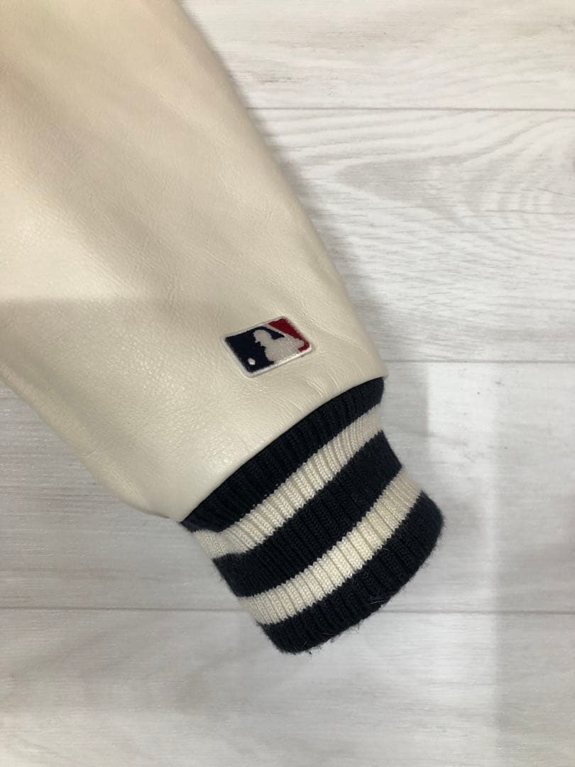 FCRB スタジャン 6859