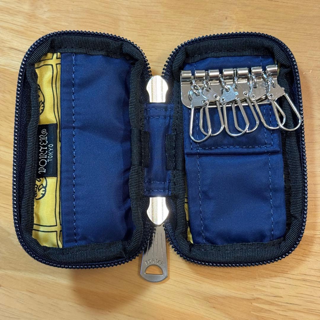 【超美品】ポーター　スヌーピー　刺繍　ネイビー　キーケース