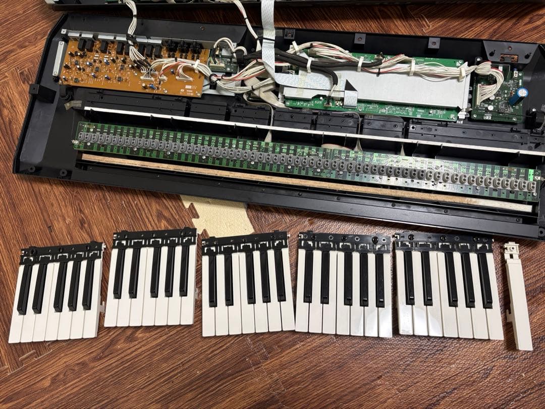 YAMAHA / MOX6 61鍵シンセサイザー