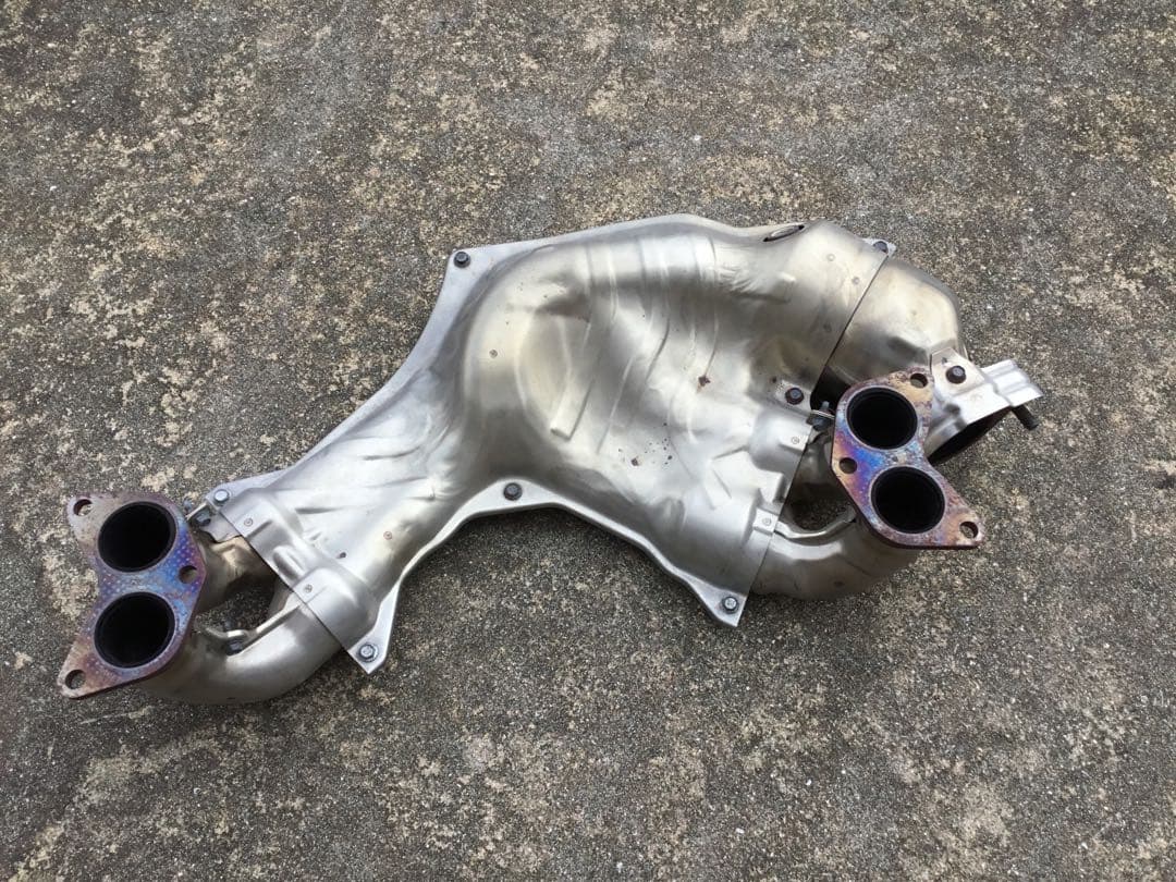 まーくん 様よう　ZN6 86 後期型 純正エキマニ 触媒