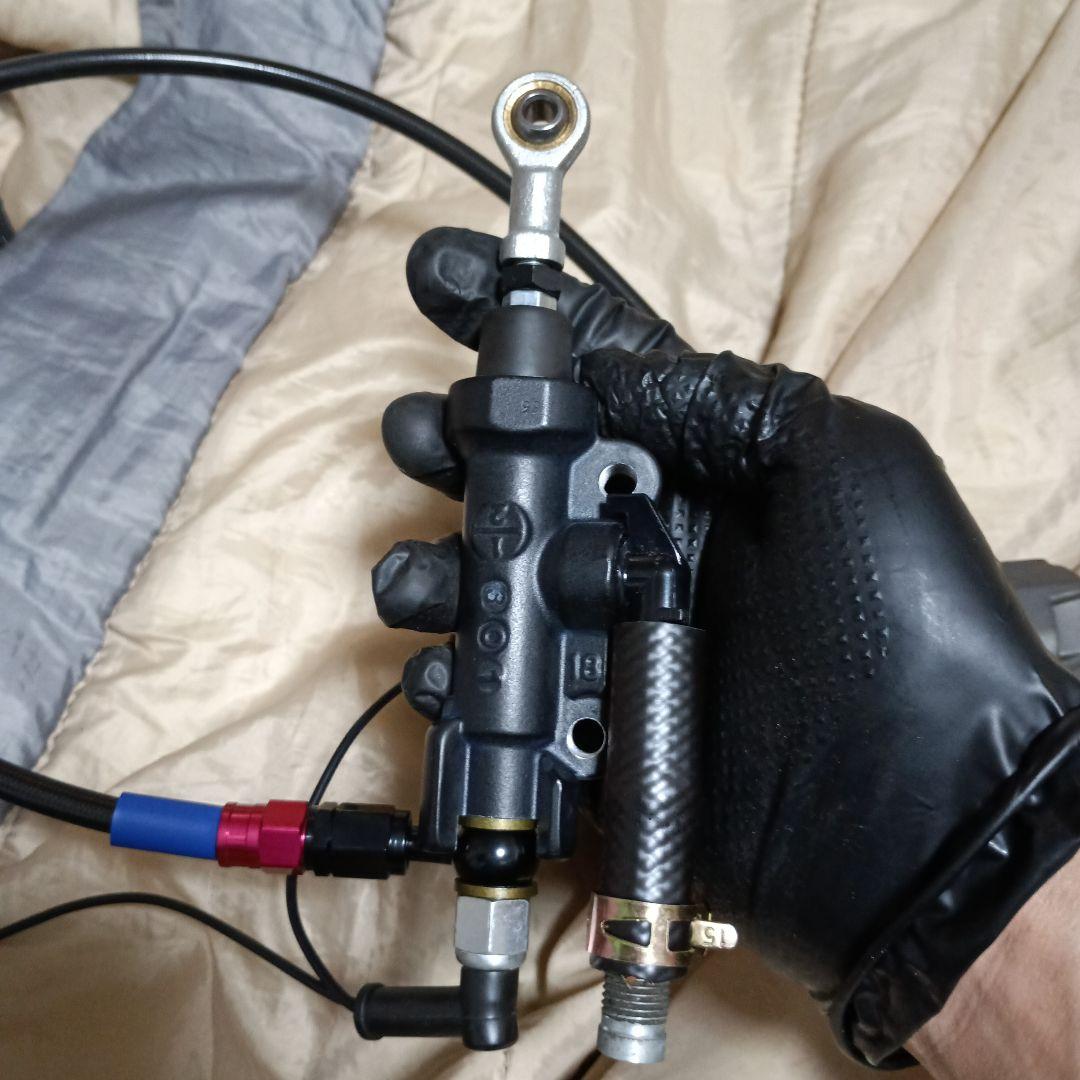 ブレンボ　リアキャリパー　マスター　セット