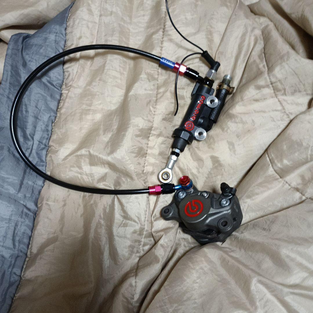 ブレンボ　リアキャリパー　マスター　セット