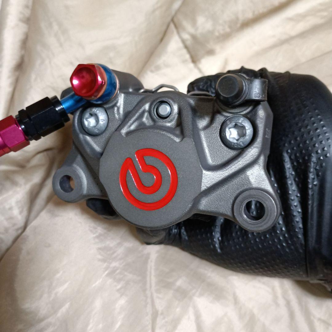 ブレンボ　リアキャリパー　マスター　セット