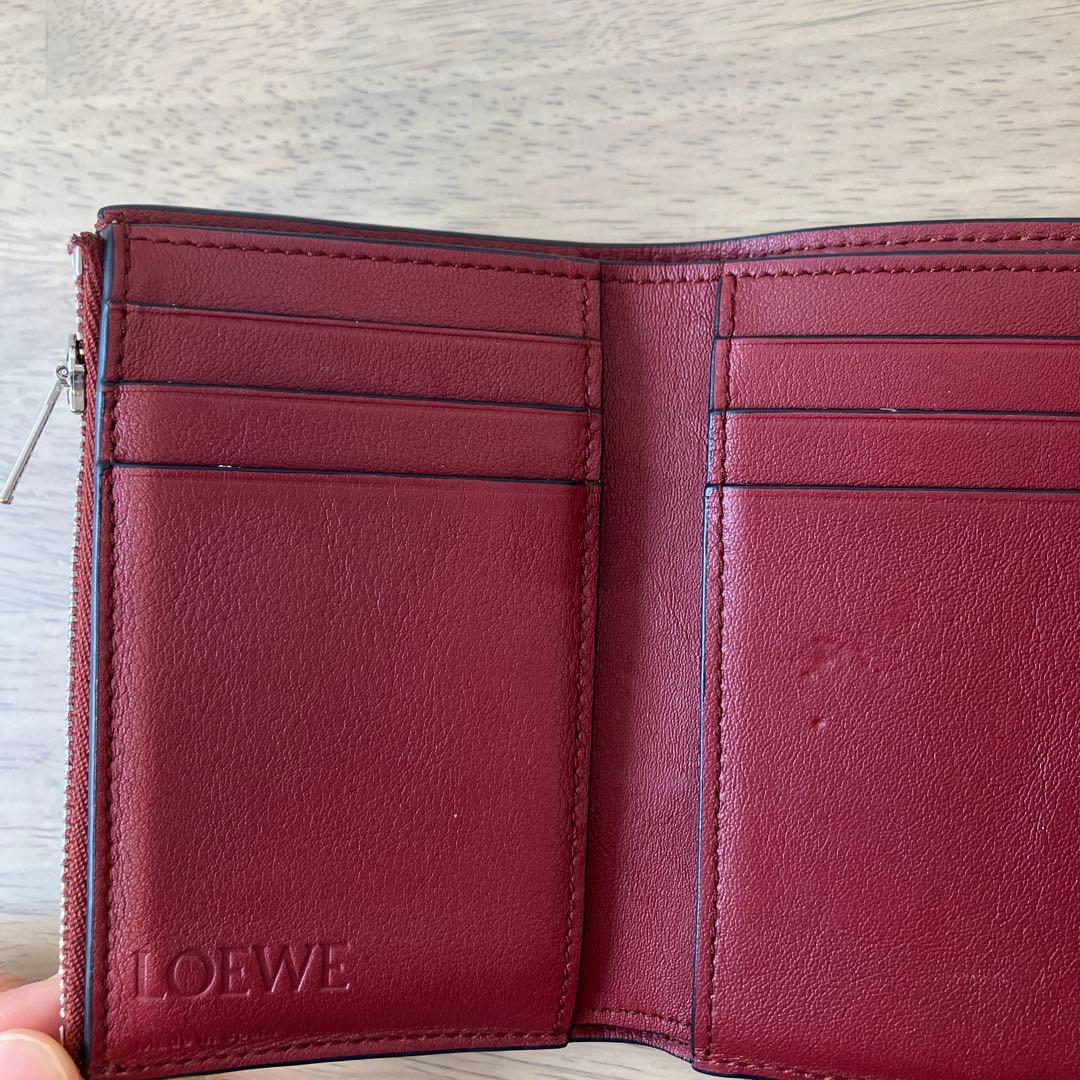 LOEWE ブラウンレザー 三つ折り財布