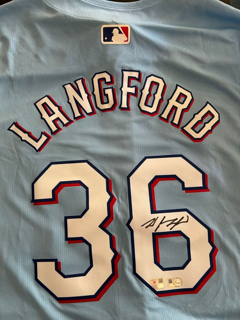 MLB レンジャーズ　ワイアット　ラングフォード　サインユニフォーム