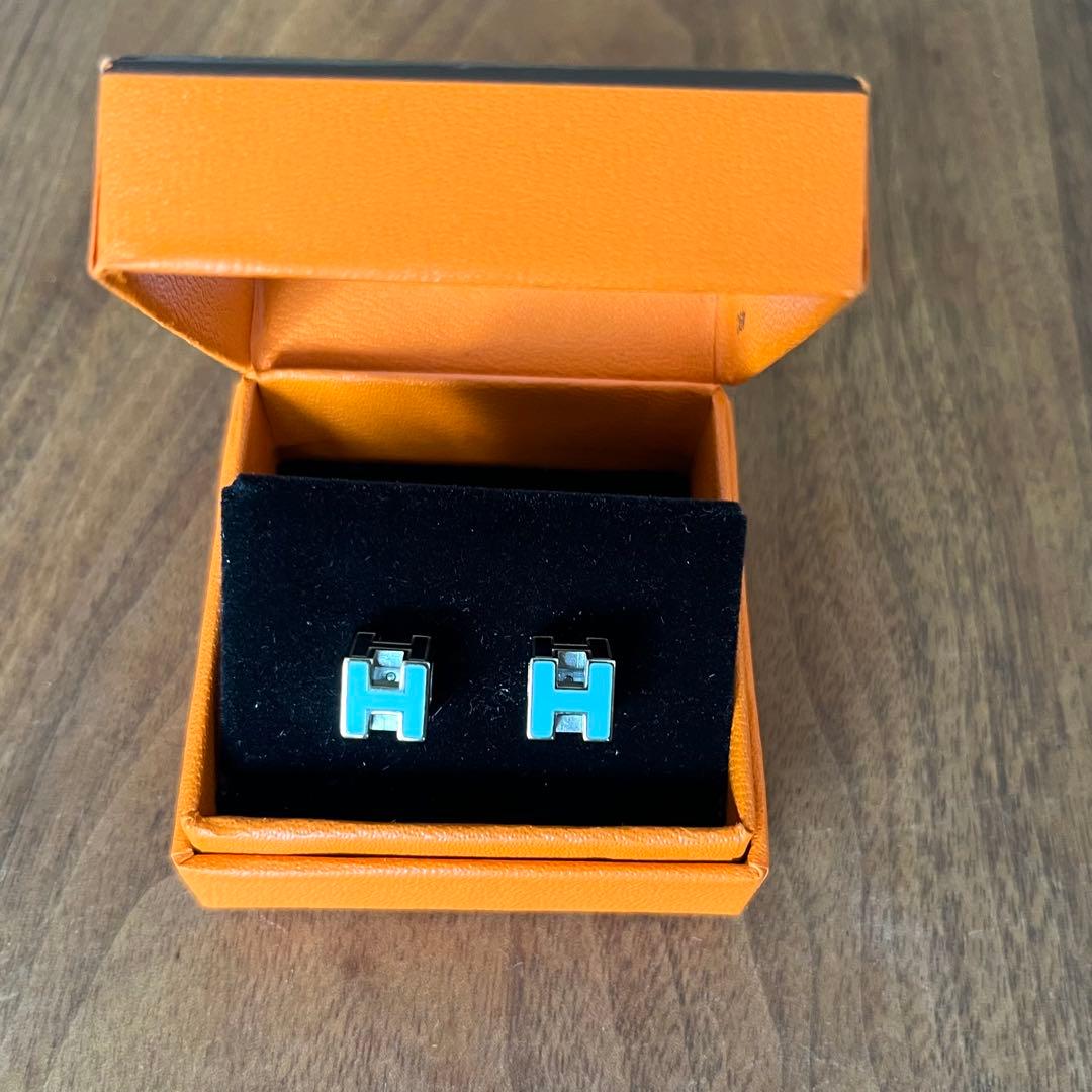 HERMES Hキューブ ピアス　ブルー