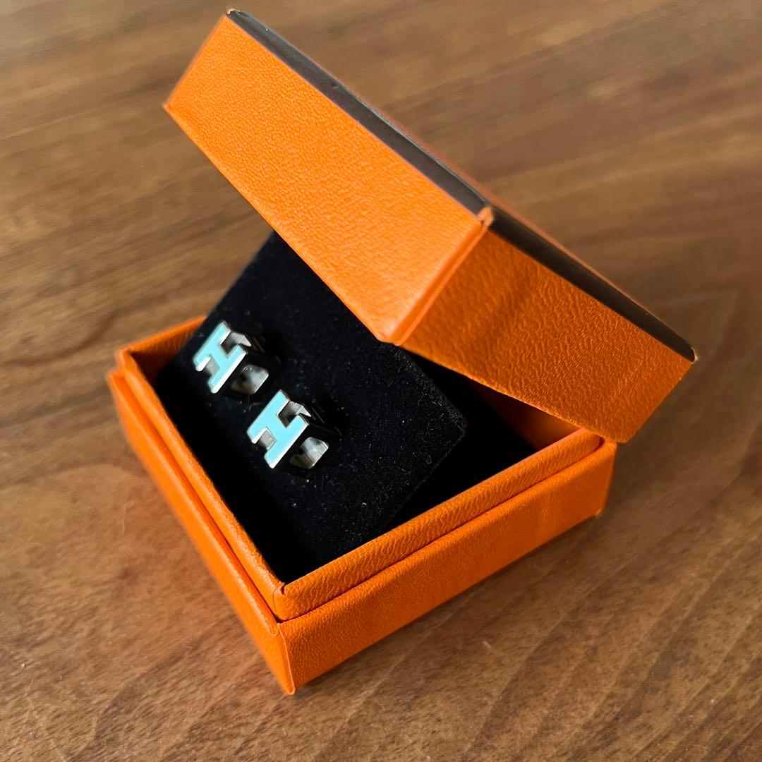 HERMES Hキューブ ピアス　ブルー