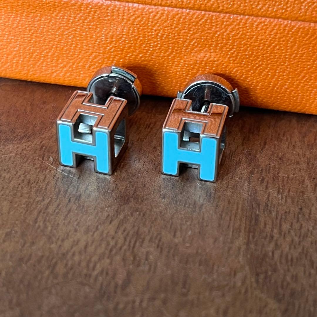 HERMES Hキューブ ピアス　ブルー