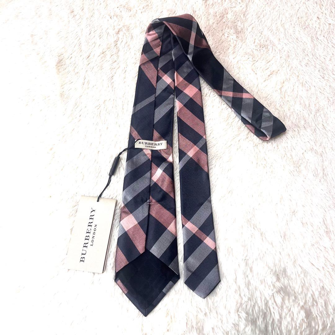 新品タグ付き☆バーバリーロンドンシルク100%ネクタイチェック
