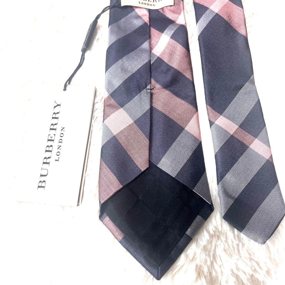 新品タグ付き☆バーバリーロンドンシルク100%ネクタイチェック