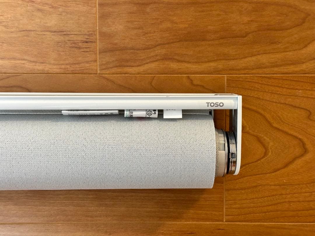 【遮光】ロールスクリーン (幅214×高さ221)