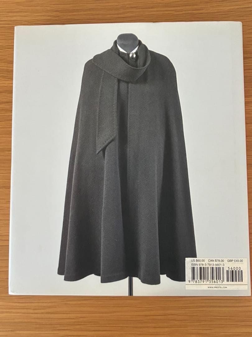 ジョージア・オキーフ Living Modern