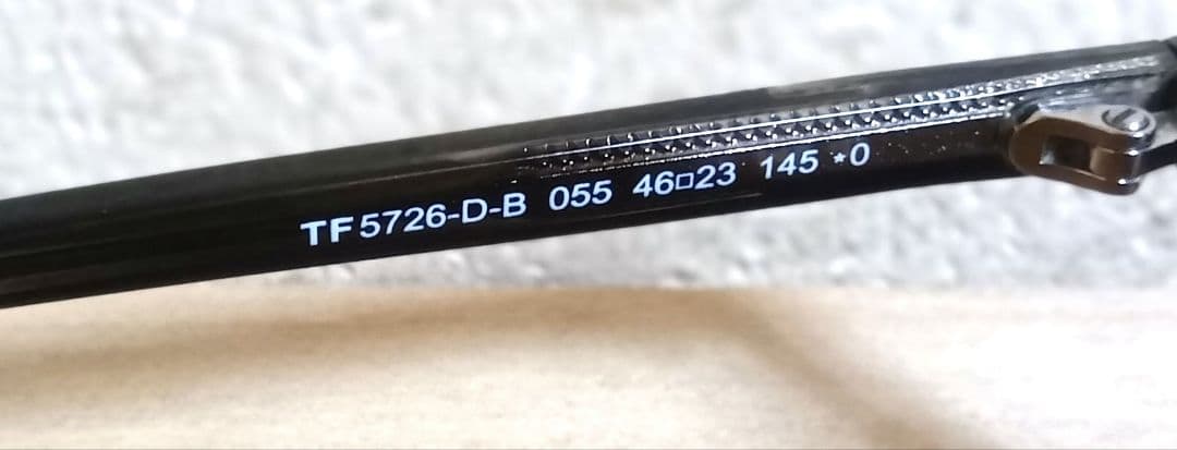 値下げ早い者勝ち！TOMFORD TF 5726 DB 055 サングラス