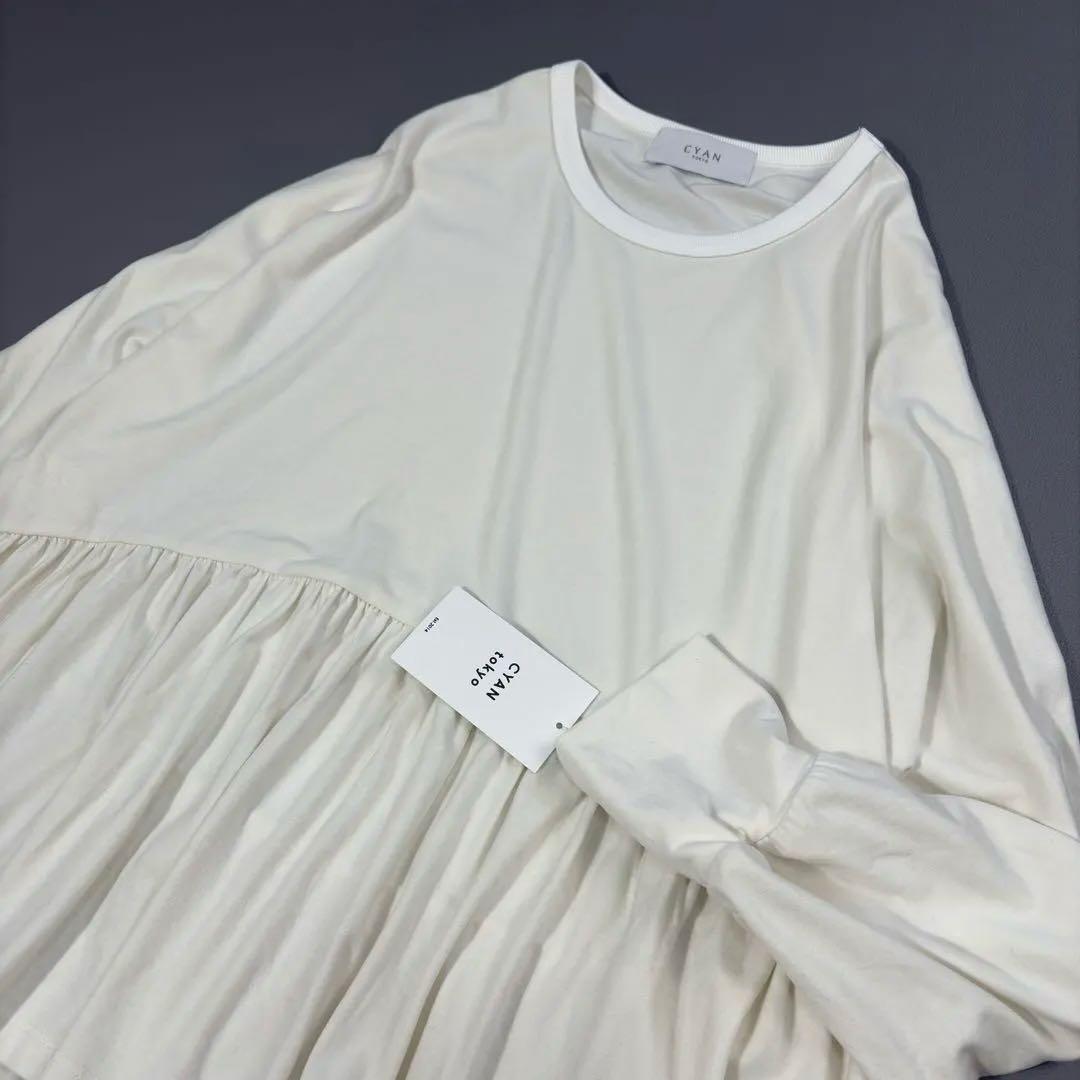 【25AW 】CYAN tokyo ラウンドギャザーウォームドルマンTOPS 白