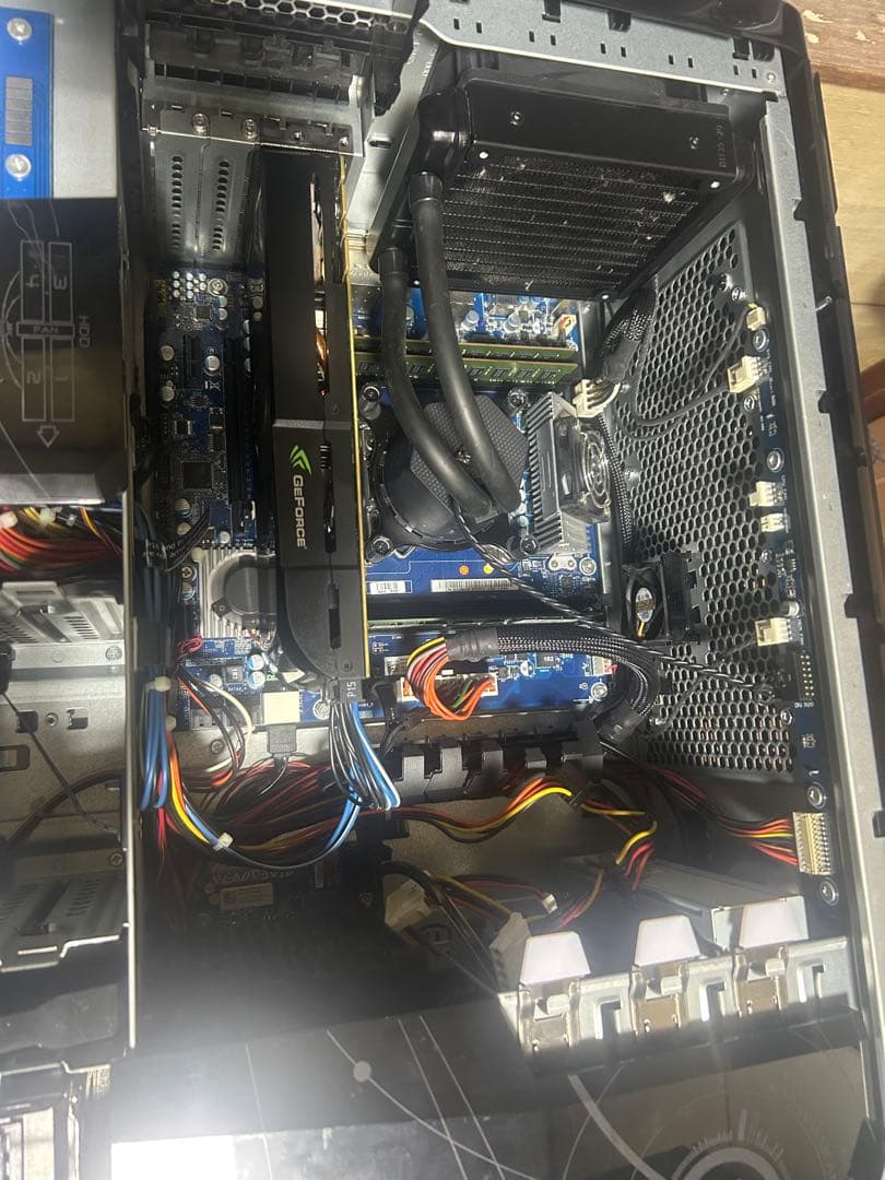 デスクトップ　Dell Alien