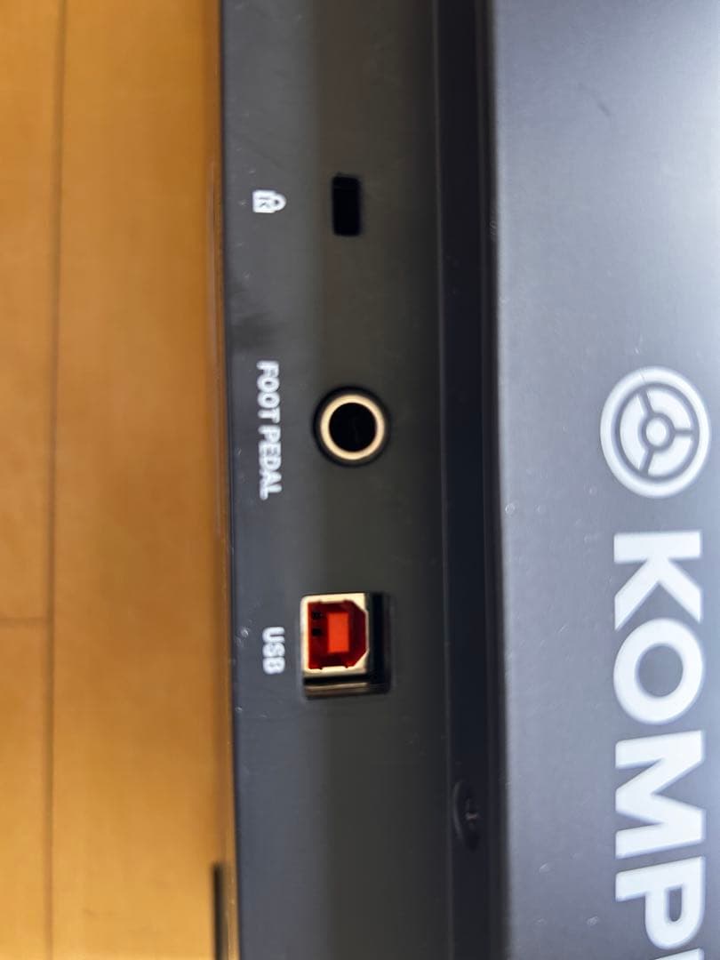 A*u様 KOMPLETE KONTROL A25 MIDIコントローラー