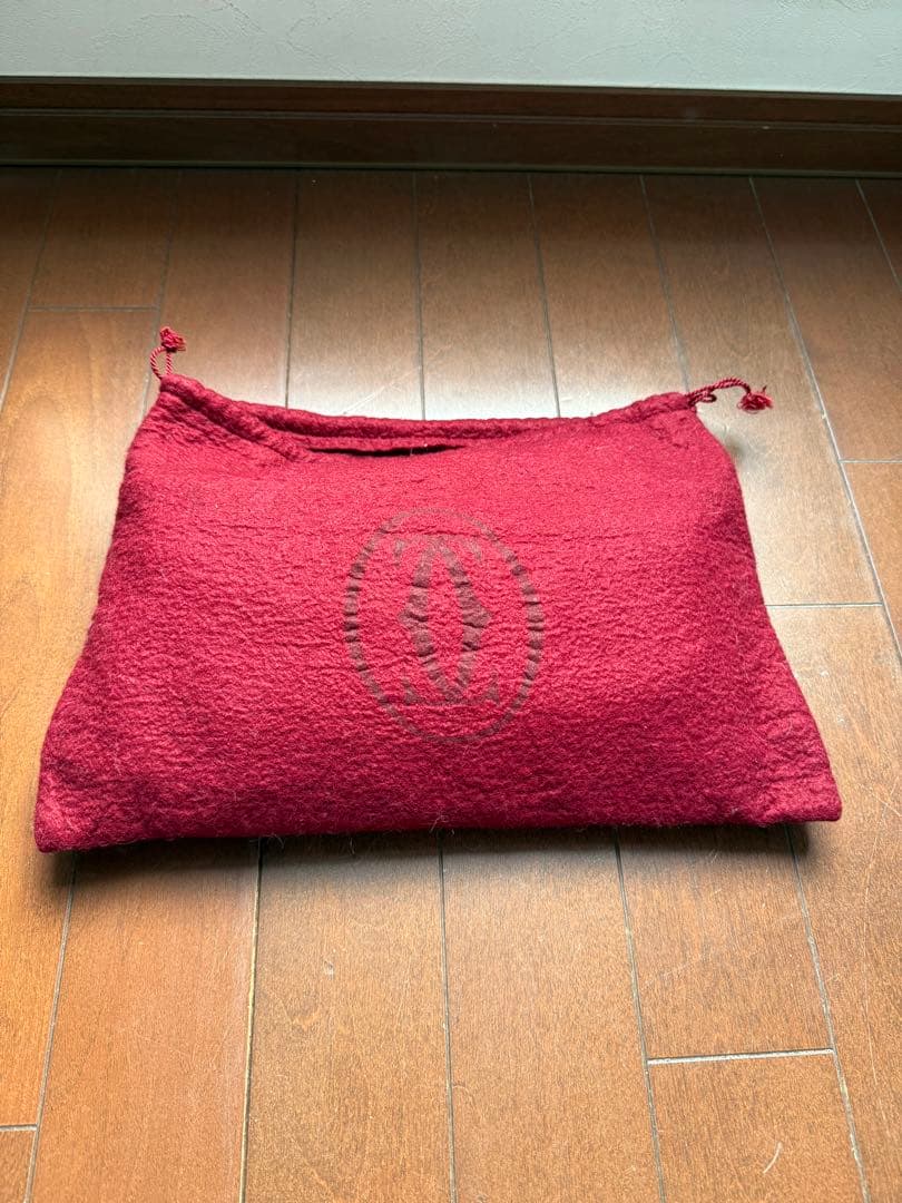 レザー フラップ付き クラッチバッグ バーガンディ