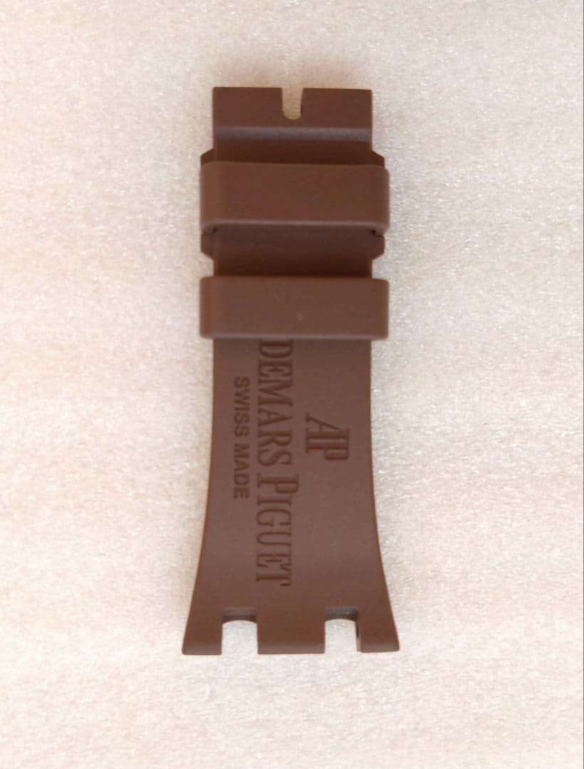 オーデマ・ピゲ ロイヤルオーク 純正ベルト (ラバー／ブラウン)