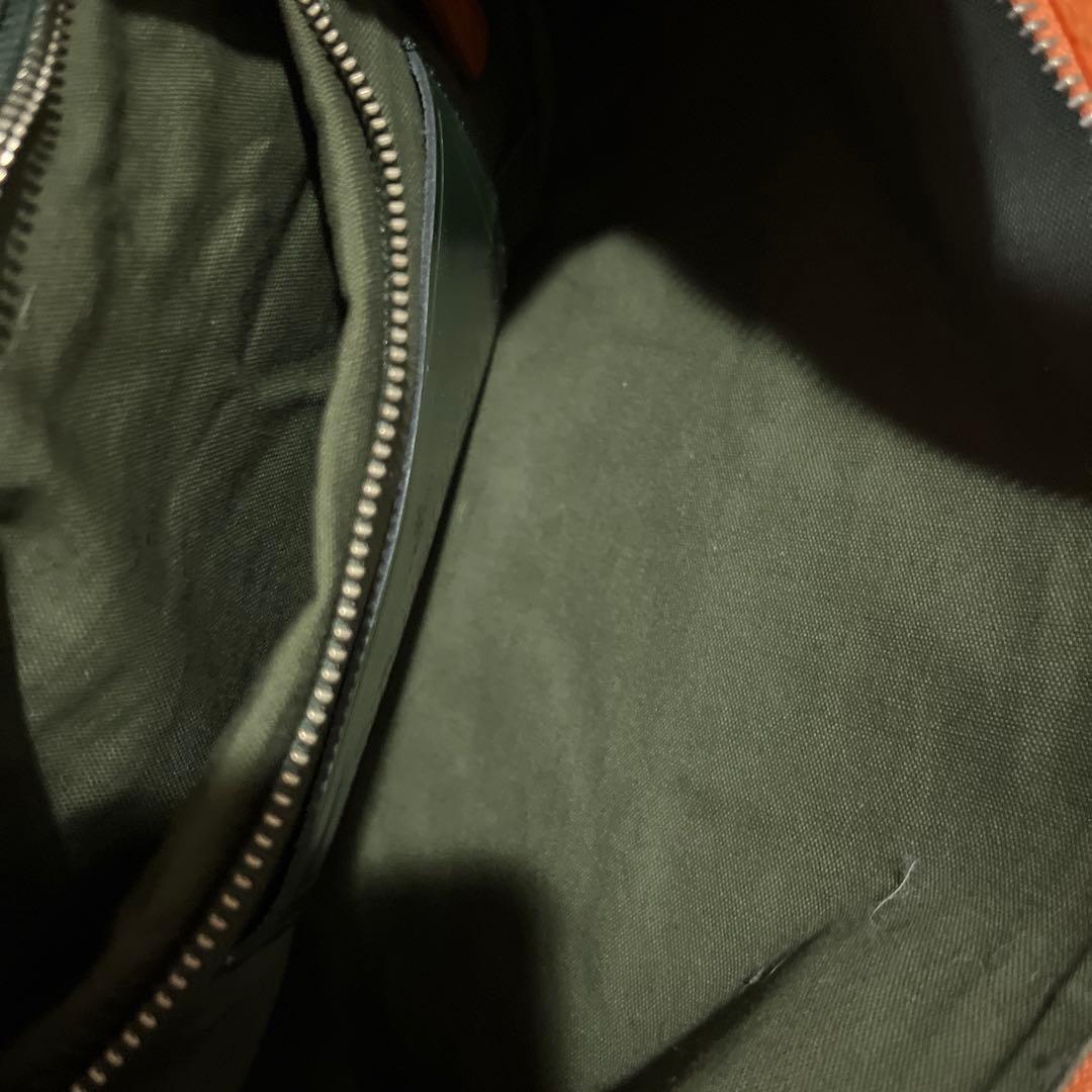 ヴィヴィアン　ショルダーバック