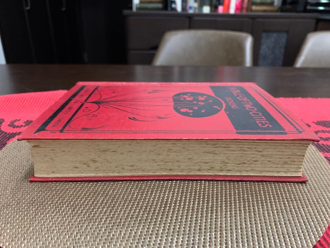 希少　A Tale of Two Cities - Dickens