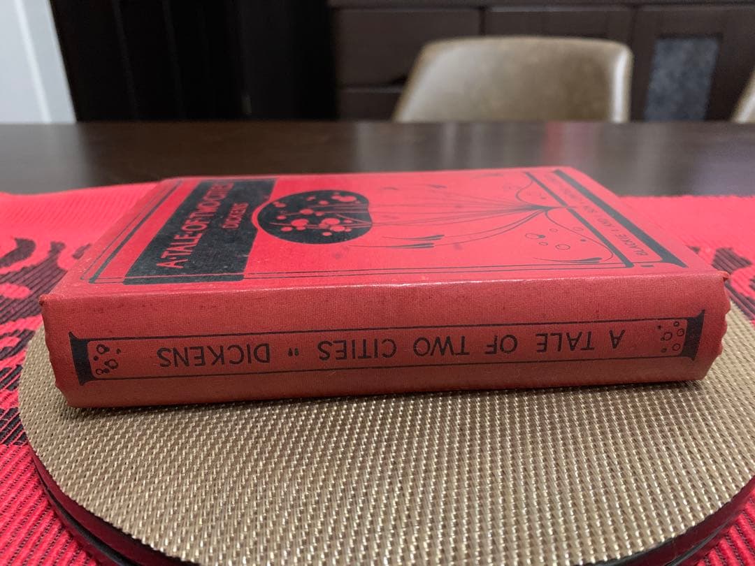 希少　A Tale of Two Cities - Dickens