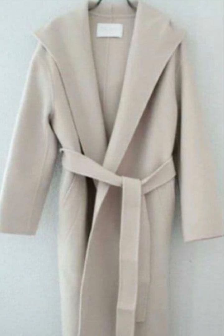 トゥモローランド　ボルジー　フードコートTOMORROWLAND BALLSEY