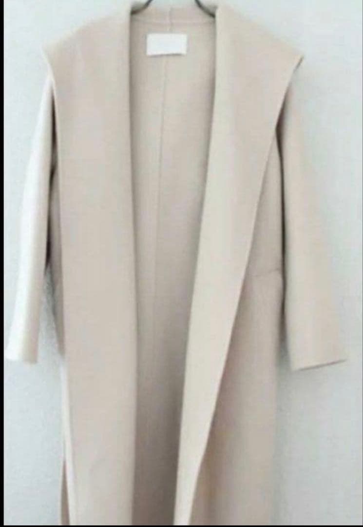 トゥモローランド　ボルジー　フードコートTOMORROWLAND BALLSEY