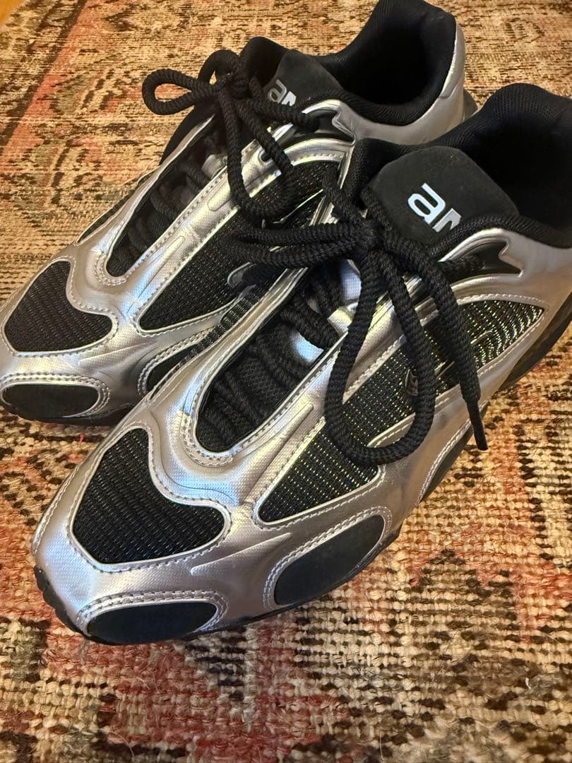 nike am シルバー ブラック ランニングシューズ