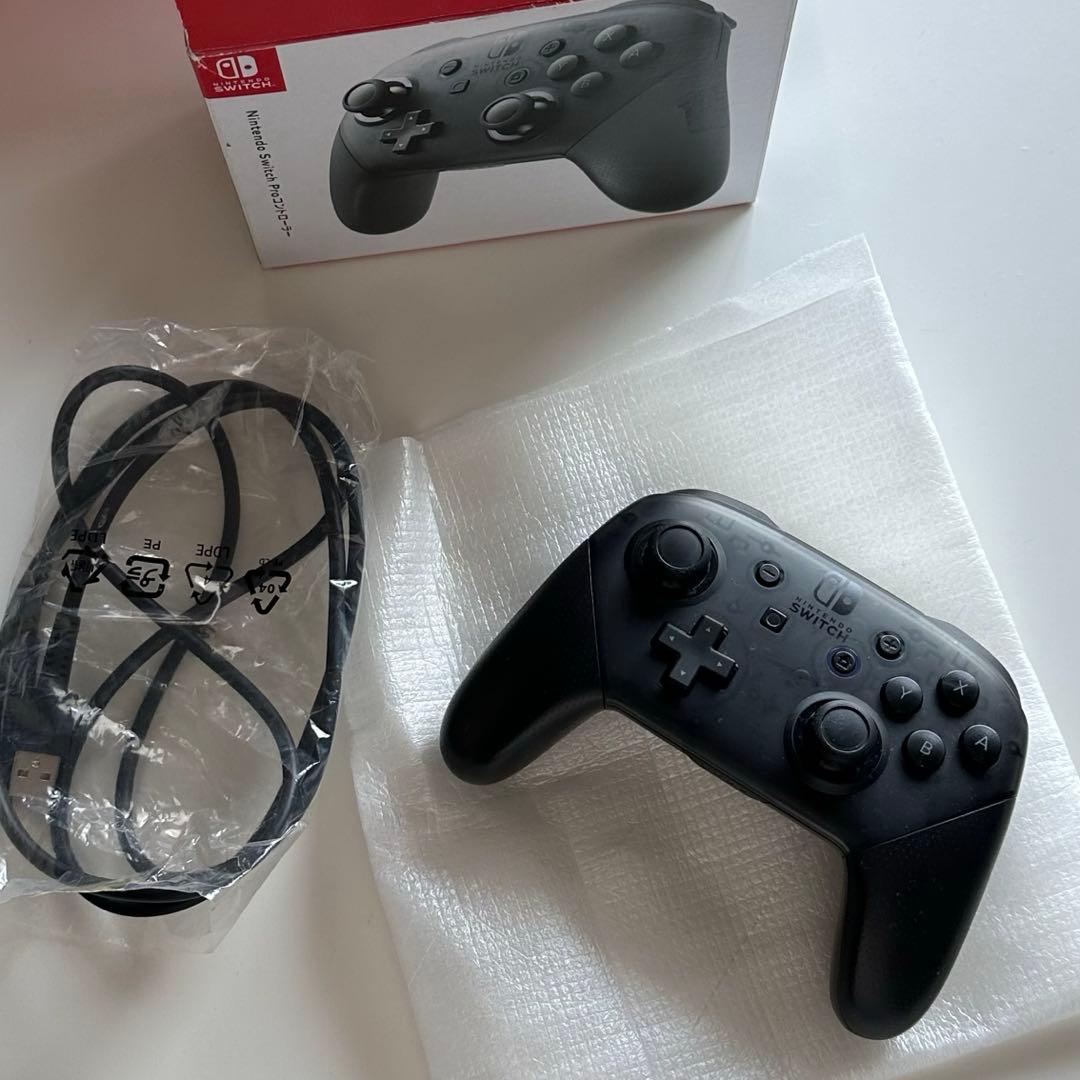 【美品】Nintendo Switch 本体 ブラック プロコントローラー付き