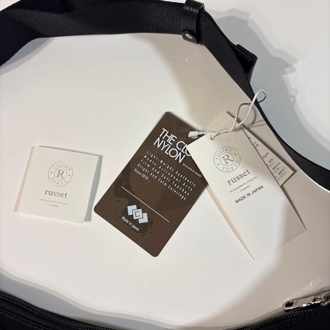 新品ラシット今期 A4入るラウンドビッグショルダーバッグ