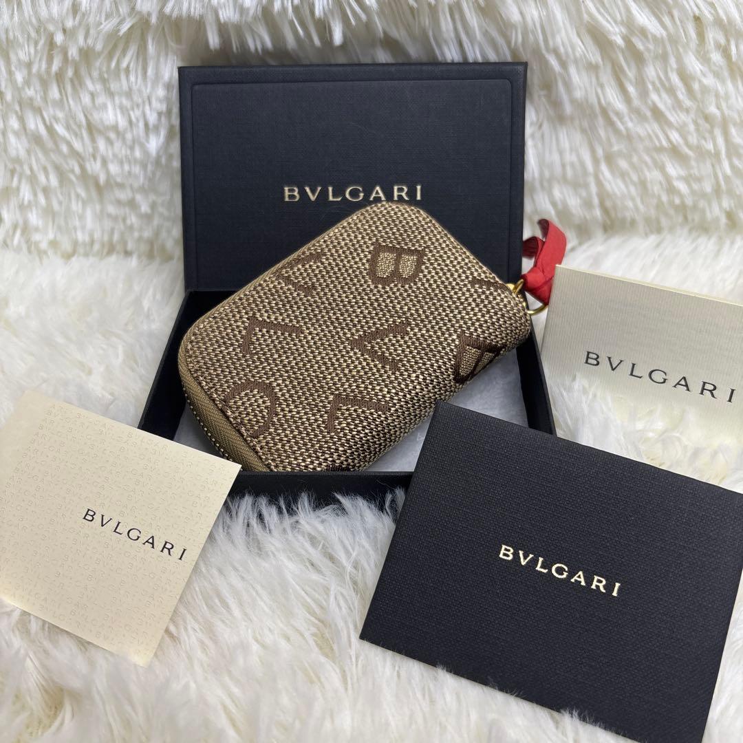 ✨未使用級✨BVLGARI ブルガリ　6連キーケース　ラウンドファスナー　箱付き