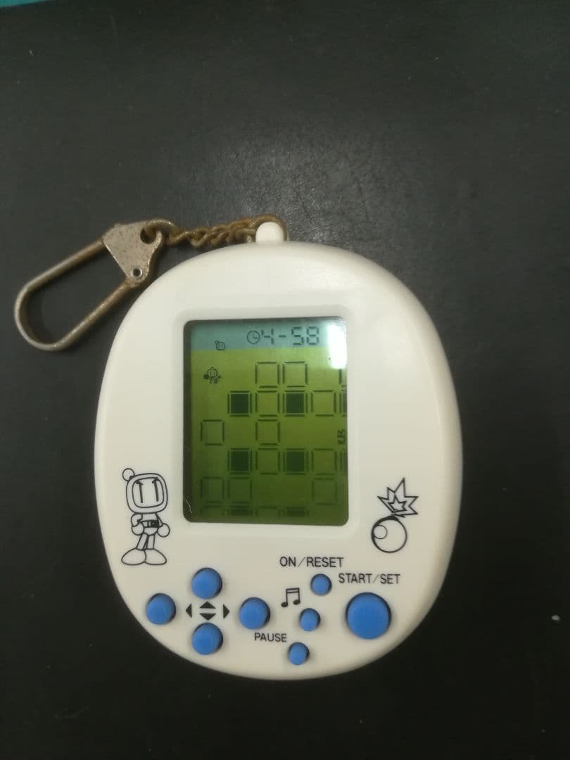 ゲーム機（ボンバーマン）