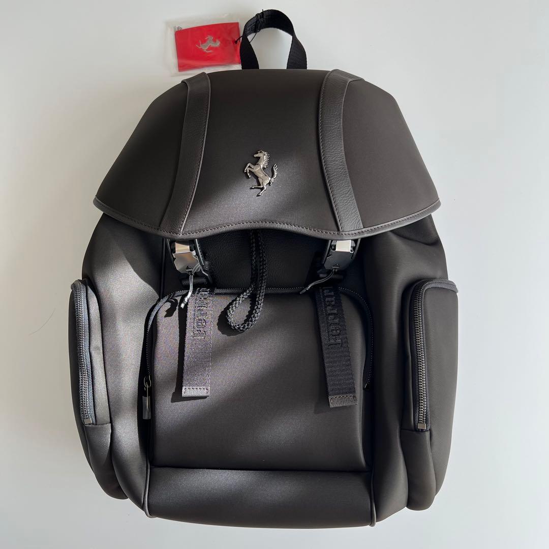 非売品新品　Ferrari　フェラーリ　プロサングエ　リュック　オーナー限定　黒